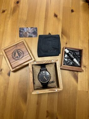 Jord Frankie Series Women’s Wooden Watch - Classic Black & Gold